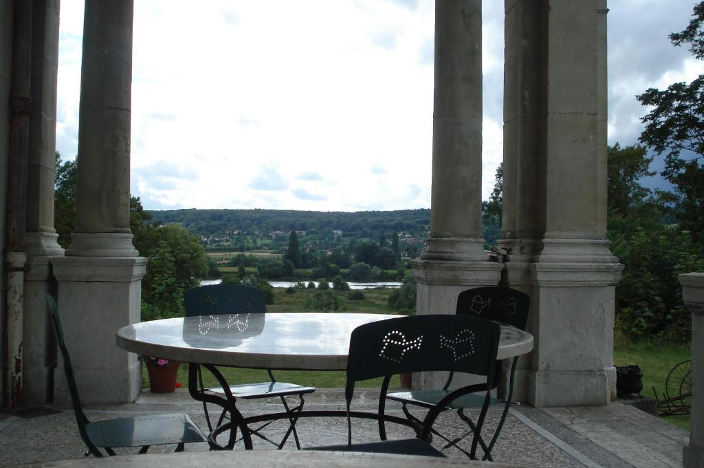 Bed and Breakfast Chateau De La Madeleine Pressagny l'Orgueilleux Екстер'єр фото